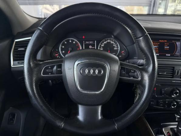 Audi Q5 I (8R) с пробегом 2010 года, цена 1 249 000 рублей, 248311 км, внедорожник, Автокод Объявления