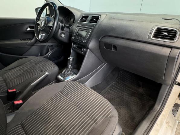 Volkswagen Polo V с пробегом 2013 года, цена 720 000 рублей, 238372 км, седан, Автокод Объявления