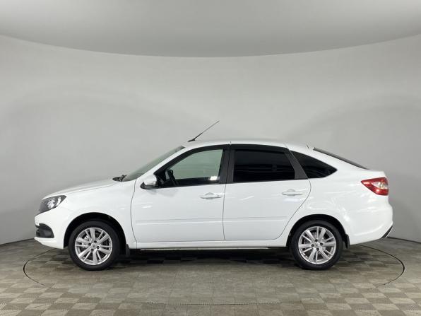 Lada (ВАЗ) Granta I Рестайлинг с пробегом 2022 года, цена 720 000 рублей, 64781 км, лифтбек, Автокод Объявления