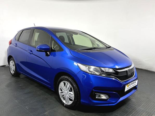 Honda Fit III Рестайлинг с пробегом 2018 года, цена 1 300 000 рублей, 68624 км, хэтчбек, Автокод Объявления