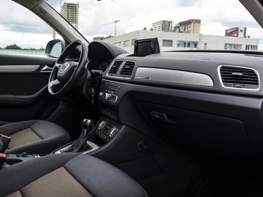 Audi Q3 I (8U) Москва  - изображение 15