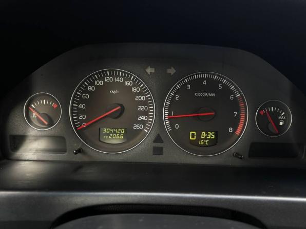 Volvo S60 I Рестайлинг с пробегом 2005 года, цена 640 000 рублей, 304419 км, седан, Автокод Объявления
