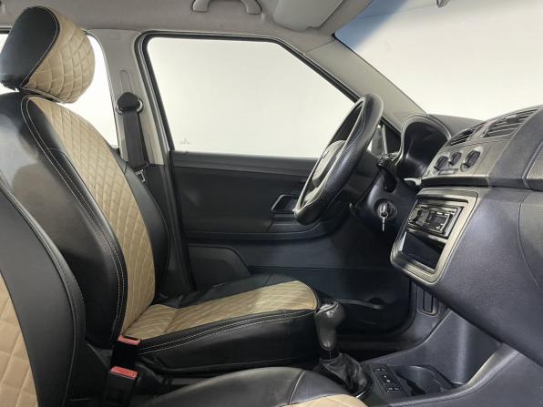 Skoda Fabia II с пробегом 2010 года, цена 320 000 рублей, 296884 км, хэтчбек, Автокод Объявления