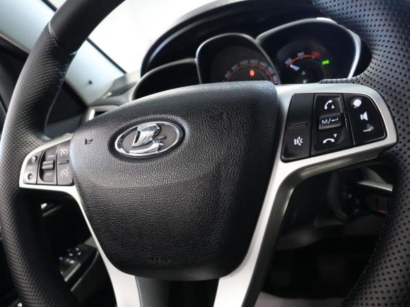 Lada (ВАЗ) Vesta I с пробегом 2018 года, цена 1 080 000 рублей, 76134 км, универсал, Автокод Объявления
