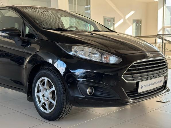 Ford Fiesta Mk6 Рестайлинг с пробегом 2018 года, цена 695 000 рублей, 129029 км, хэтчбек, Автокод Объявления