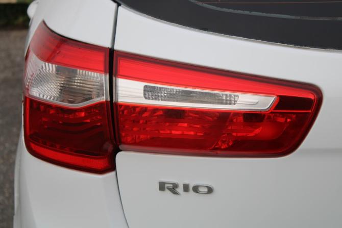 Kia Rio III с пробегом 2013 года, цена 510 000 рублей, 207000 км, хэтчбек, Автокод Объявления