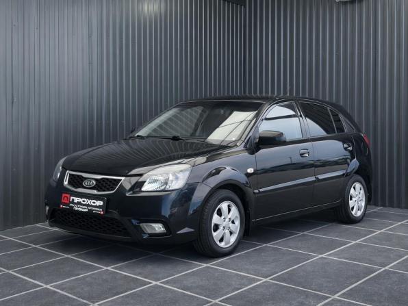Kia Rio II Рестайлинг с пробегом 2011 года, цена 597 000 рублей, 215000 км, хэтчбек, Автокод Объявления