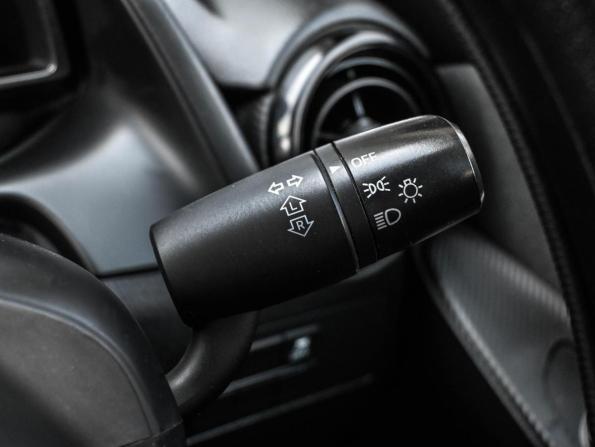 Mazda 2 III (DJ) Рестайлинг с пробегом 2021 года, цена 1 484 000 рублей, 77700 км, хэтчбек, Автокод Объявления