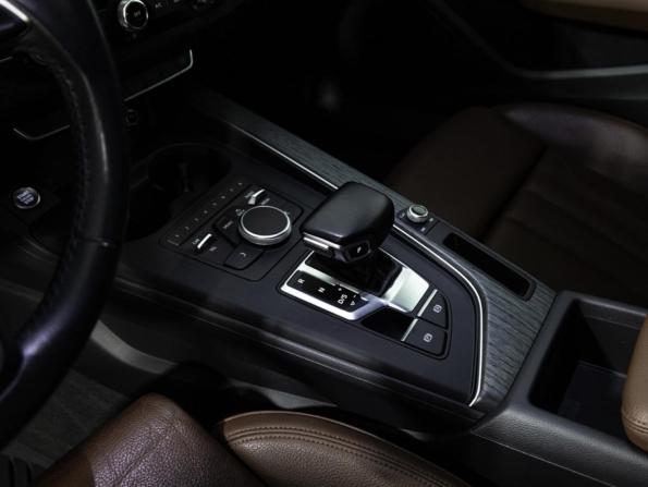 Audi A4 V (B9) с пробегом 2017 года, цена 2 290 000 рублей, 127200 км, седан, Автокод Объявления
