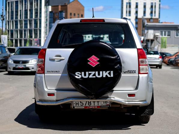 Suzuki Grand Vitara II Рестайлинг 2 с пробегом 2013 года, цена 949 000 рублей, 263930 км, внедорожник, Автокод Объявления