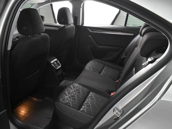 Skoda Octavia III (A7) Рестайлинг с пробегом 2020 года, цена 2 299 000 рублей, 22487 км, лифтбек, Автокод Объявления