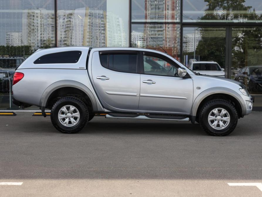 Mitsubishi L200 IV Москва  - изображение 4