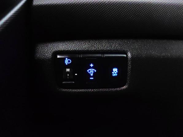 Hyundai Creta I Рестайлинг с пробегом 2020 года, цена 1 329 000 рублей, 204709 км, внедорожник, Автокод Объявления