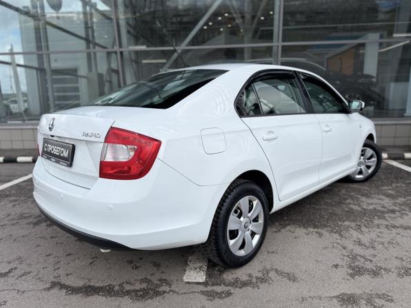 Skoda Rapid I с пробегом 2016 года, цена 1 045 000 рублей, 155900 км, лифтбек, Автокод Объявления