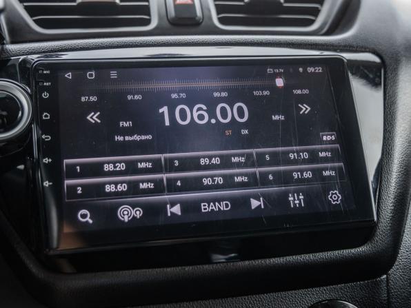 Kia Rio III Рестайлинг с пробегом 2017 года, цена 898 000 рублей, 157164 км, хэтчбек, Автокод Объявления