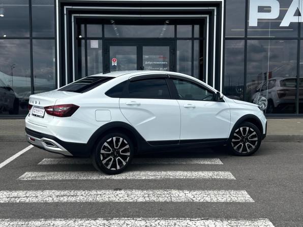 Lada (ВАЗ) Vesta I Рестайлинг (NG) с пробегом 2023 года, цена 1 351 000 рублей, 27000 км, седан, Автокод Объявления