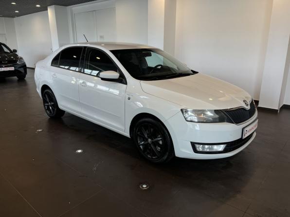 Skoda Rapid I с пробегом 2016 года, цена 1 079 000 рублей, 160367 км, лифтбек, Автокод Объявления