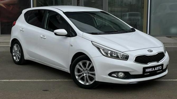 Kia Ceed II с пробегом 2014 года, цена 1 170 000 рублей, 152537 км, хэтчбек, Автокод Объявления