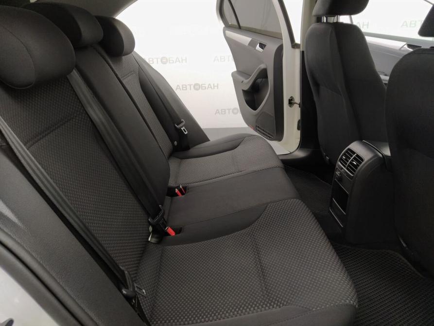 Volkswagen Jetta VI Екатеринбург  - изображение 19