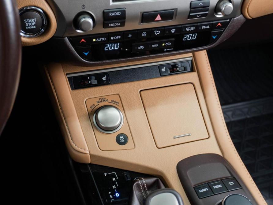 Lexus ES VI Рестайлинг Тюмень  - изображение 18