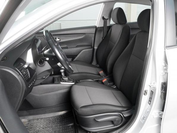 Kia Rio IV Рестайлинг с пробегом 2021 года, цена 1 485 000 рублей, 114868 км, хэтчбек, Автокод Объявления