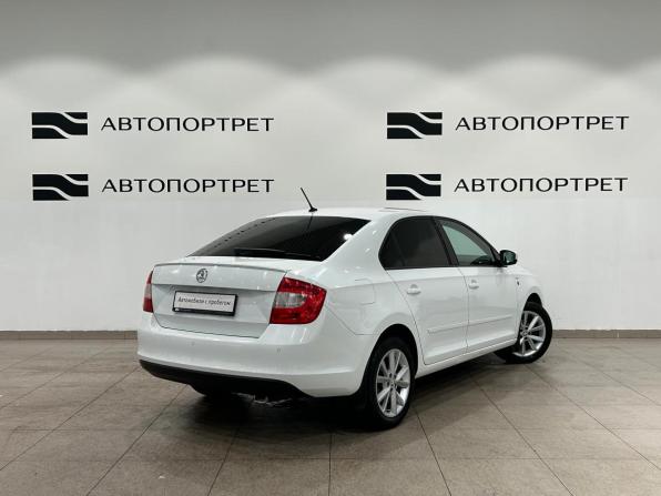 Skoda Rapid I с пробегом 2015 года, цена 749 000 рублей, 199338 км, лифтбек, Автокод Объявления