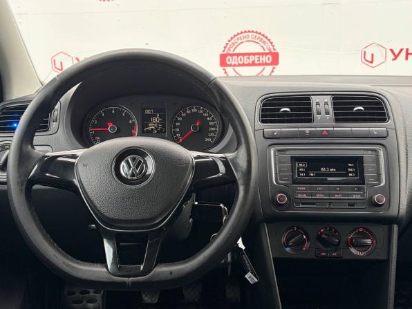 Volkswagen Polo V Рестайлинг с пробегом 2017 года, цена 949 000 рублей, 189421 км, седан, Автокод Объявления