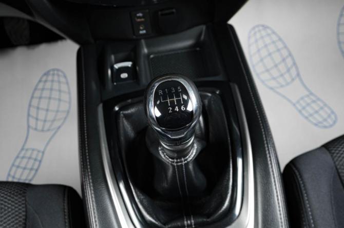 Nissan Qashqai II с пробегом 2016 года, цена 1 549 000 рублей, 141990 км, внедорожник, Автокод Объявления