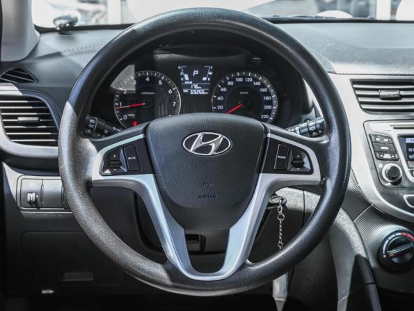 Hyundai Solaris I с пробегом 2012 года, цена 969 000 рублей, 69266 км, хэтчбек, Автокод Объявления