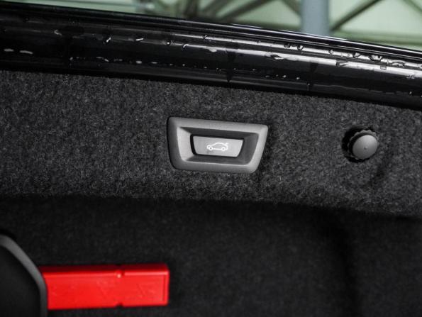 BMW 5 серии VII (G30/G31/G38) с пробегом 2017 года, цена 2 499 000 рублей, 170688 км, седан, Автокод Объявления