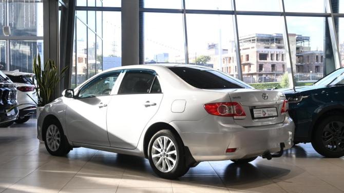 Toyota Corolla X (E140 E150) Рестайлинг с пробегом 2012 года, цена 695 000 рублей, 403173 км, седан, Автокод Объявления