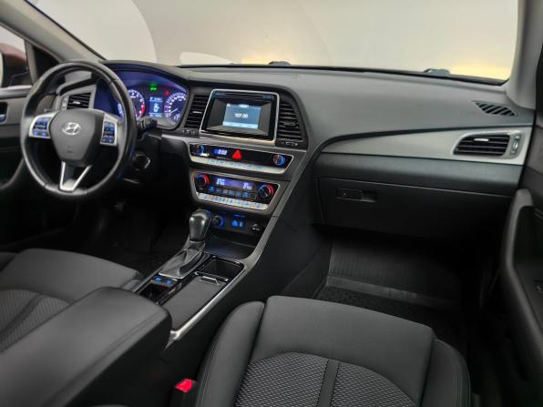 Hyundai Sonata VII (LF) Рестайлинг с пробегом 2019 года, цена 1 625 000 рублей, 157284 км, седан, Автокод Объявления