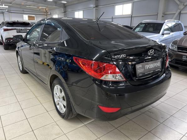 Hyundai Solaris I с пробегом 2014 года, цена 585 000 рублей, 211279 км, седан, Автокод Объявления