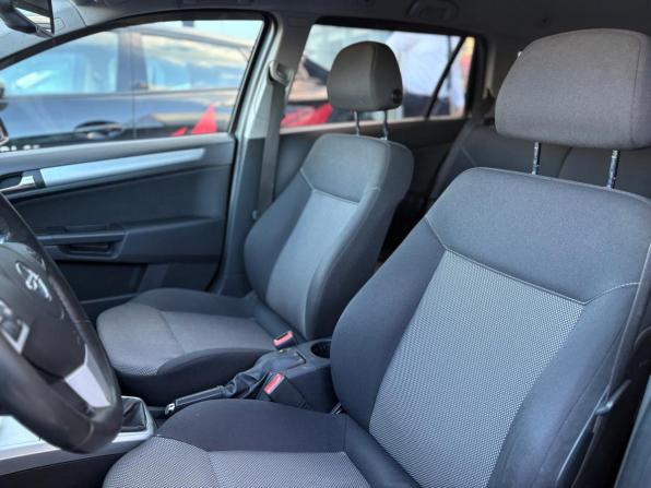 Opel Astra H Рестайлинг с пробегом 2011 года, цена 512 000 рублей, 232727 км, универсал, Автокод Объявления