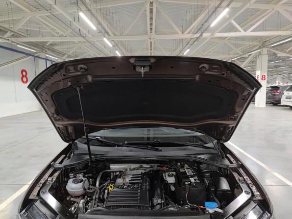 Volkswagen Tiguan II с пробегом 2019 года, цена 2 700 000 рублей, 71750 км, внедорожник, Автокод Объявления