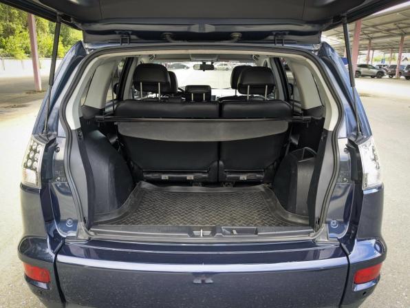 Mitsubishi Outlander II Рестайлинг с пробегом 2010 года, цена 1 099 900 рублей, 227000 км, внедорожник, Автокод Объявления