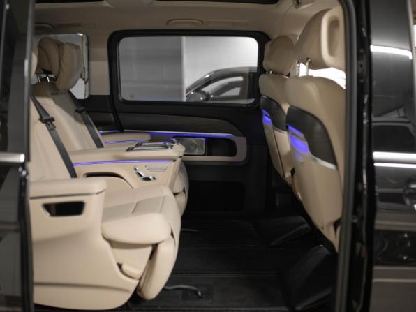 Новый Mercedes-Benz V-Класс III (W447) Рестайлинг 2026 года, цена 15 300 000 рублей, минивэн, Автокод Объявления