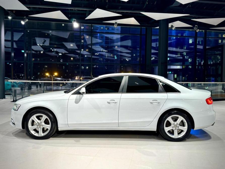Audi A4 IV (B8) Рестайлинг Екатеринбург  - изображение 8
