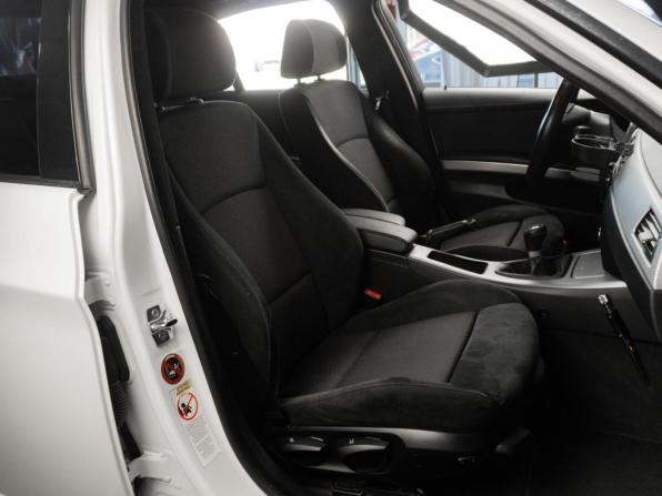 BMW 3 серии V (E90/E91/E92/E93) Рестайлинг с пробегом 2008 года, цена 929 000 рублей, 220809 км, седан, Автокод Объявления
