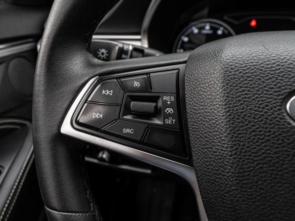 JAC J7 I с пробегом 2023 года, цена 1 420 000 рублей, 44774 км, лифтбек, Автокод Объявления