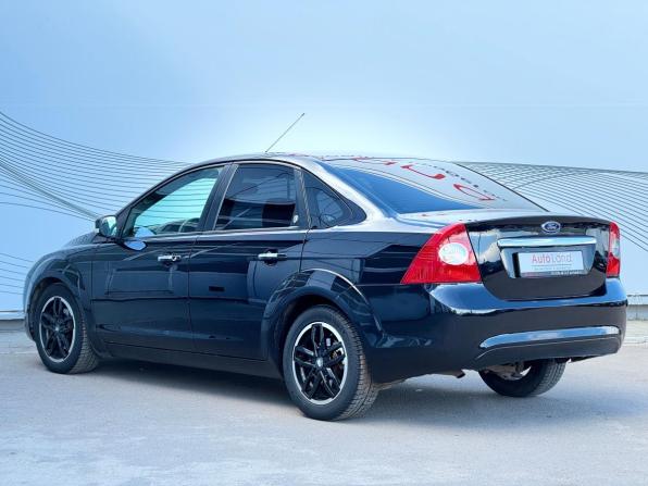 Ford Focus II Рестайлинг с пробегом 2008 года, цена 750 000 рублей, 152755 км, седан, Автокод Объявления