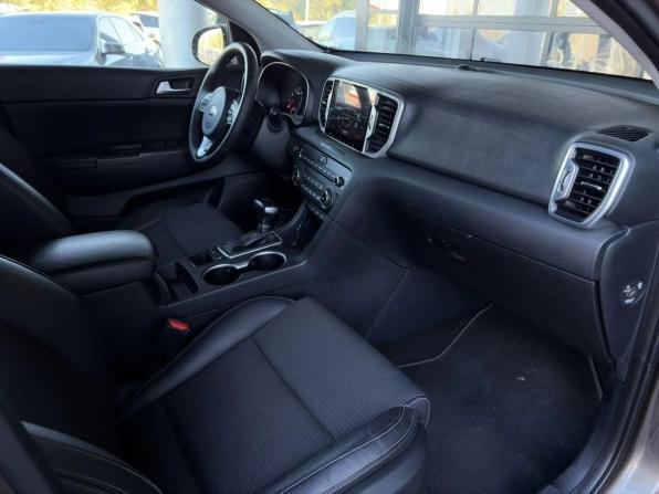 Kia Sportage IV Рестайлинг с пробегом 2018 года, цена 1 880 000 рублей, 132752 км, внедорожник, Автокод Объявления