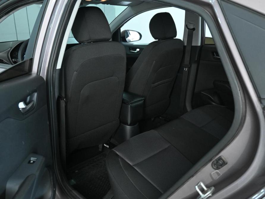 Hyundai Solaris II Рестайлинг Ростов-на-Дону  - изображение 11