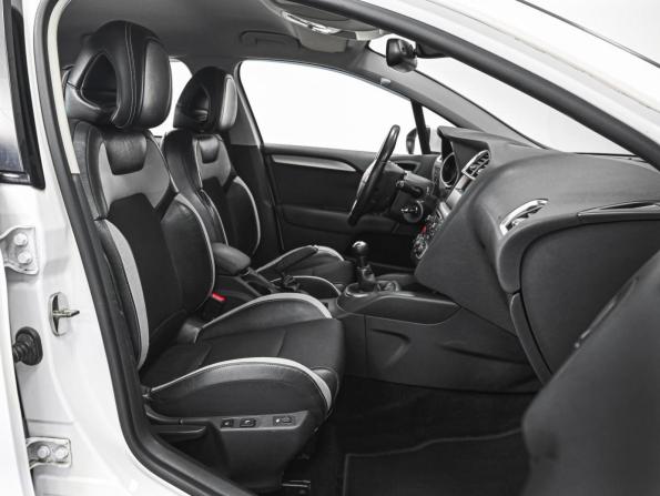 Citroen C4 II с пробегом 2012 года, цена 1 015 000 рублей, 145600 км, хэтчбек, Автокод Объявления