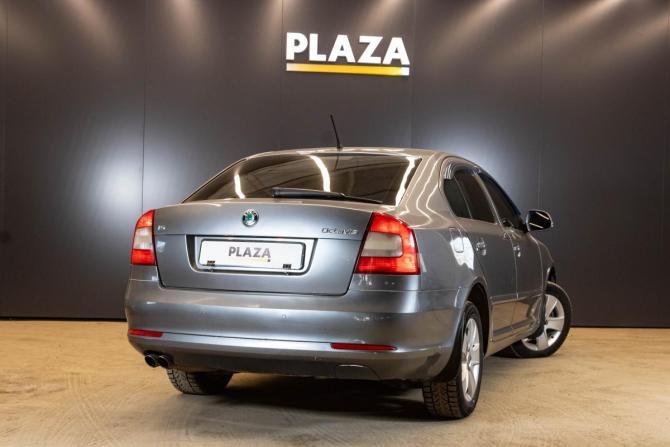 Skoda Octavia II (A5) Рестайлинг с пробегом 2012 года, цена 789 000 рублей, 216155 км, лифтбек, Автокод Объявления