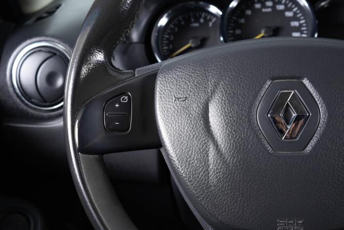 Renault Duster I Рестайлинг с пробегом 2015 года, цена 1 259 000 рублей, 193000 км, внедорожник, Автокод Объявления