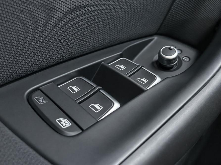 Audi Q3 I (8U) Рестайлинг Уфа  - изображение 18