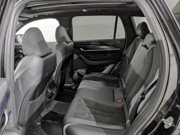 Geely Monjaro I с пробегом 2024 года, цена 3 599 000 рублей, 28300 км, внедорожник, Автокод Объявления