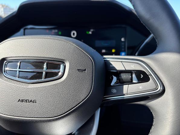 Geely Monjaro I с пробегом 2025 года, цена 4 270 000 рублей, 481 км, внедорожник, Автокод Объявления