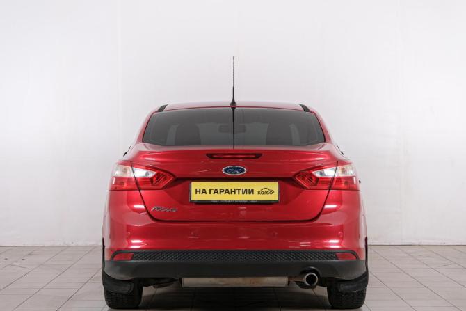 Ford Focus III с пробегом 2012 года, цена 979 000 рублей, 221000 км, седан, Автокод Объявления